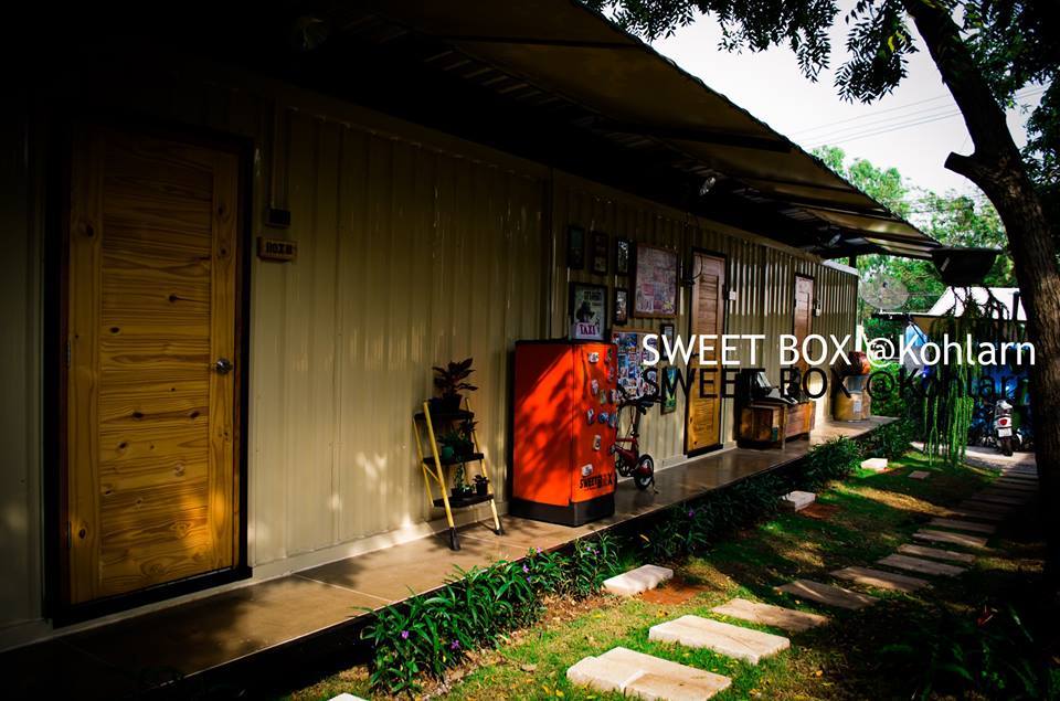 หลบร้อนไปนอนเล่น Sweet Box Bed & Breakfast ที่พักสไตล์คอนเทนเนอร์เปิด